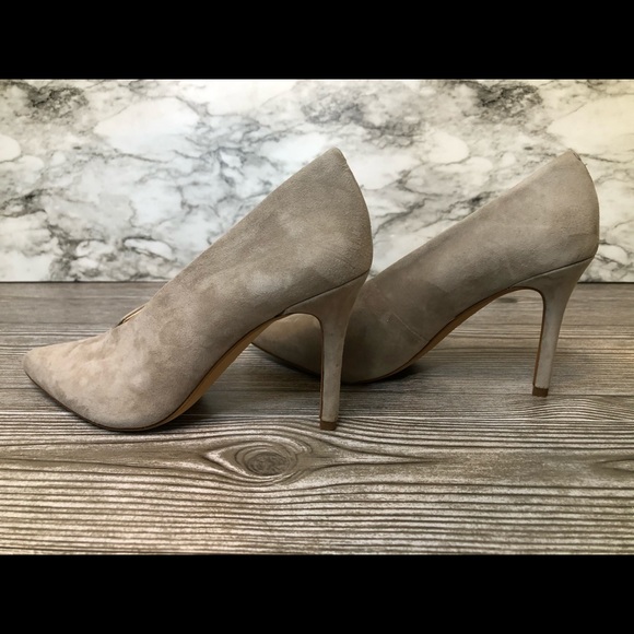 Vince Camuto Taupe Heels - Picture 4 of 6